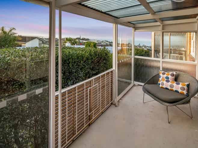 3/5 Braemar Road, Castor Bay
