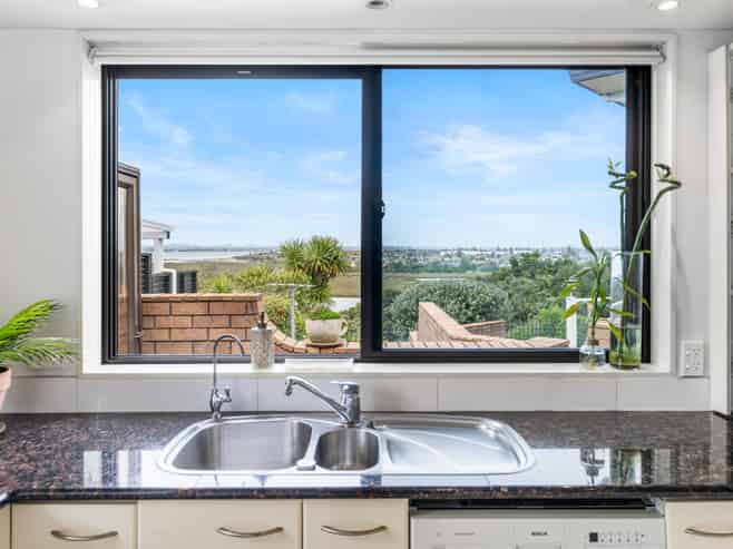 9 Renoir Street, West Harbour