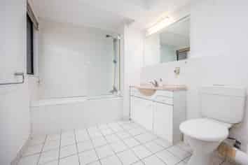 2D/6 Whitaker Place, Auckland Central