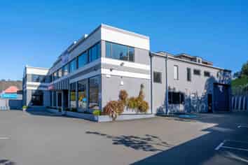 Nelson LFR – Retail, Medical or Showroom