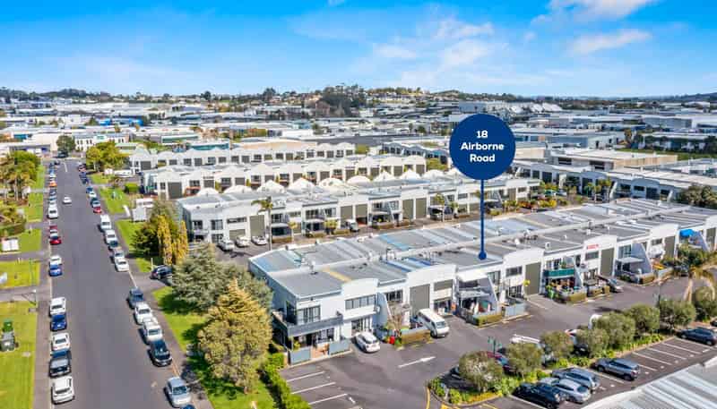 Unit 4/18 Airborne Road, Rosedale