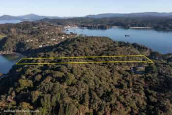 66 Leask Bay Road, Stewart Island