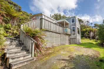 66 Leask Bay Road, Stewart Island