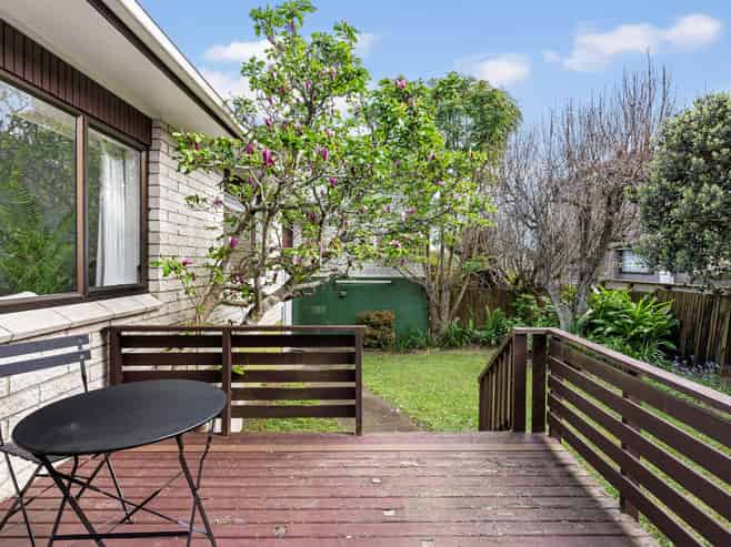 2/84 Maskell Street, Saint Heliers