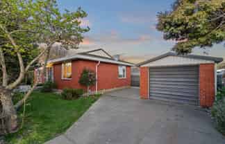 2/5 Rutherford Street, Woolston