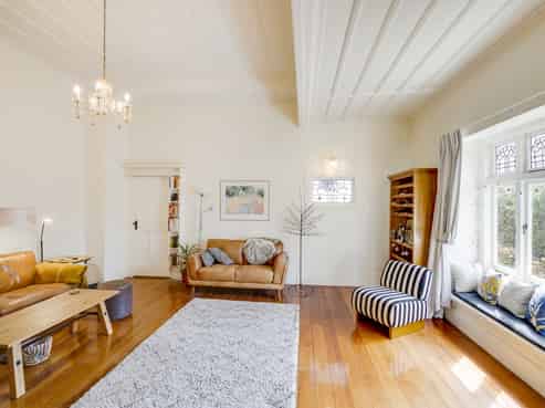 506 Market Street South, Hastings