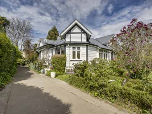 506 Market Street South, Hastings