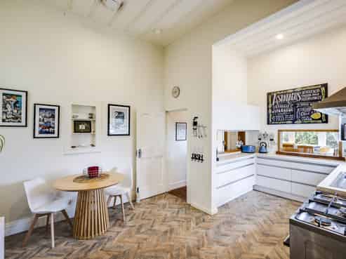 506 Market Street South, Hastings