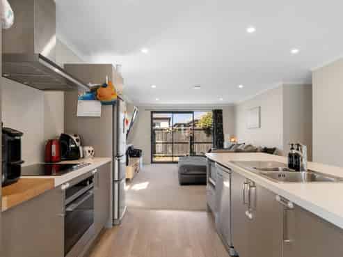 7 Carrs Road, Halswell