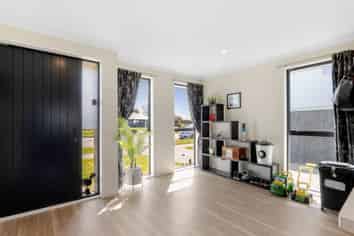 7 Carrs Road, Halswell