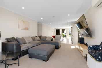 7 Carrs Road, Halswell