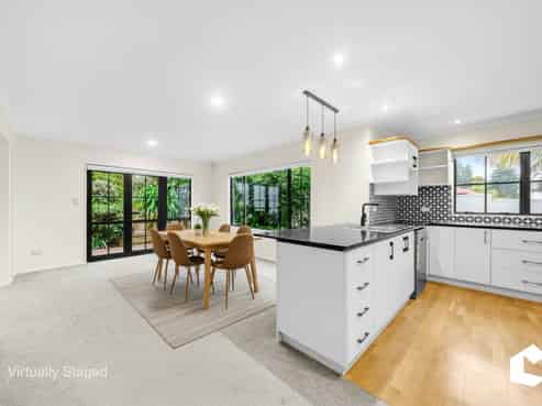 67 Marina View Drive, West Harbour