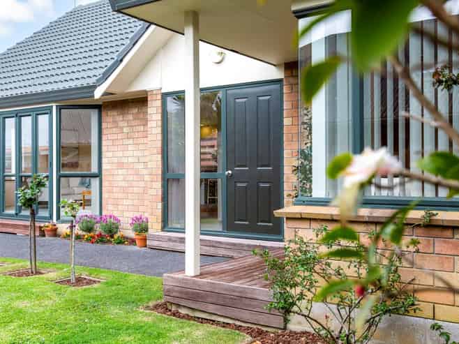 2/6 Wairere Road, Torbay