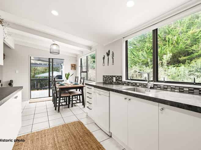 9 Reeve Drive, Havelock North
