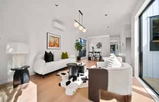 34B Ian Sage Avenue, Torbay