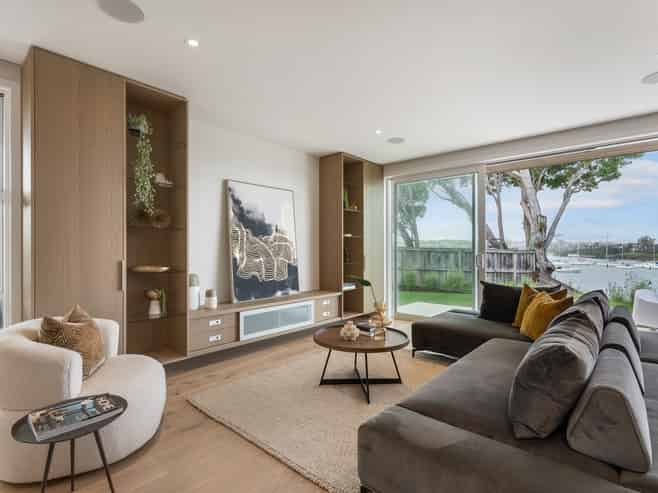 24F Riverview Road, Panmure