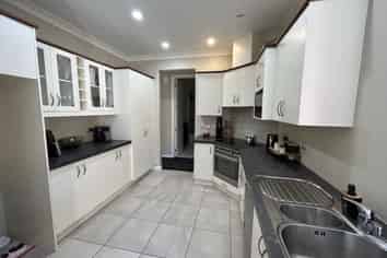 7 Delta Mews Place, Clive