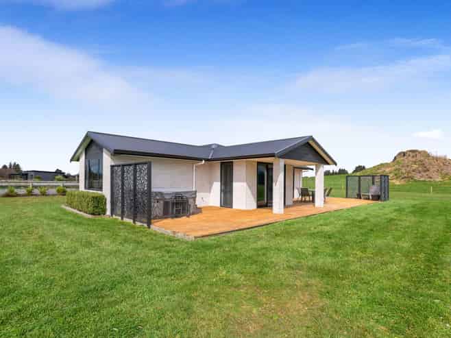 1184 Oturoa Road, Hamurana