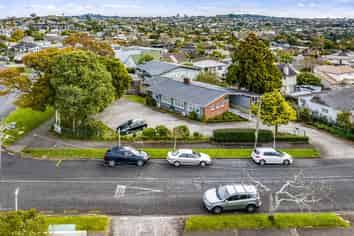 2 Blackett Crescent, Meadowbank