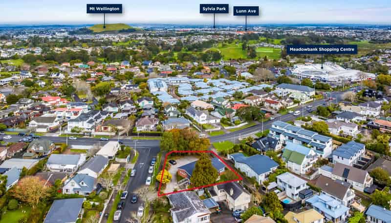 2 Blackett Crescent, Meadowbank