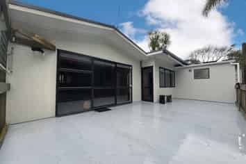 7 Willowbrook Place, Titirangi