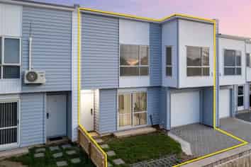2/167 Russell Road, Manurewa