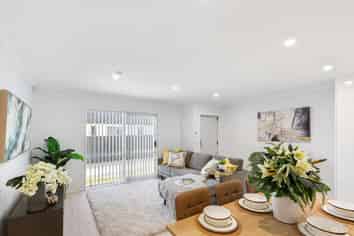 2/167 Russell Road, Manurewa