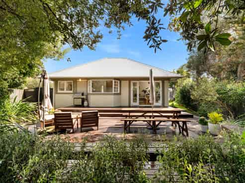 16A Waterton Place, Avondale