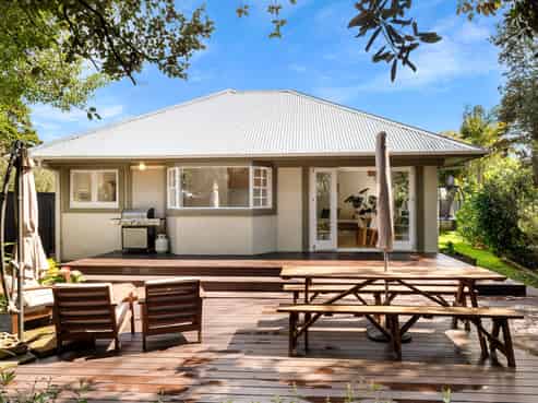 16A Waterton Place, Avondale