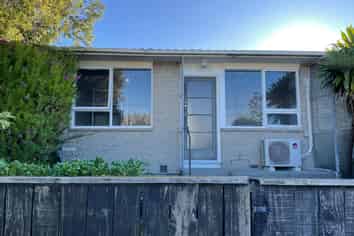 2/471 Worcester Street, Linwood
