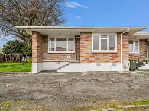 39D Grey Street, Glenholme