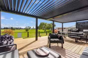 171 Rangiora Crescent, Matarangi