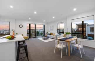 16 Malcolm Calder Road, Hobsonville