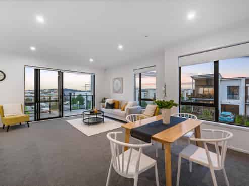 16 Malcolm Calder Road, Hobsonville