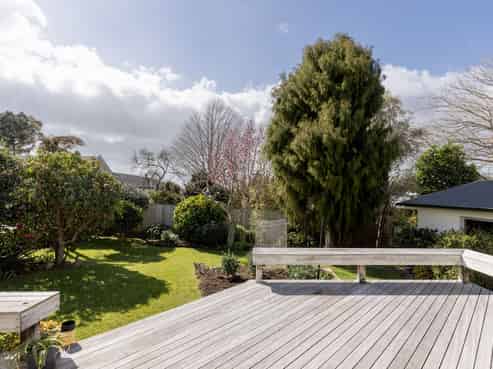 4 Elmes Place, Matua