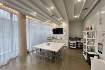 Mount Eden Retail/Medical with Storage | 341 m2