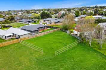 16 Cleaver Street, Woodend