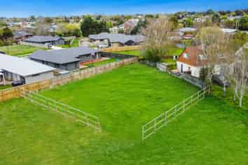 16 Cleaver Street, Woodend