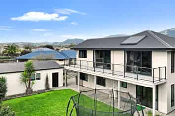 31 Kendall View, Stoke