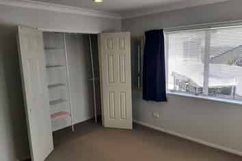 52 McCahill Views, Botany Downs