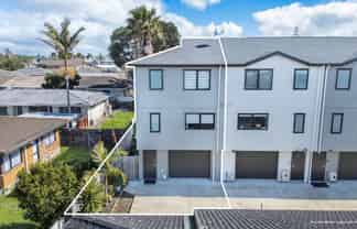 8/20 Charles Street, Papatoetoe