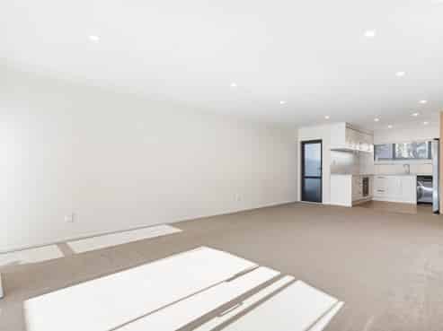 34A  Waddell Avenue, Point England