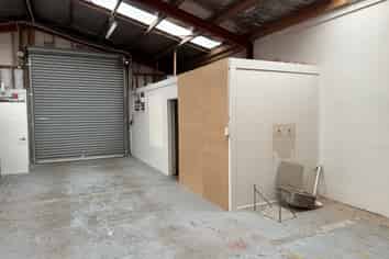 Warehouse for Lease in Phillipstown