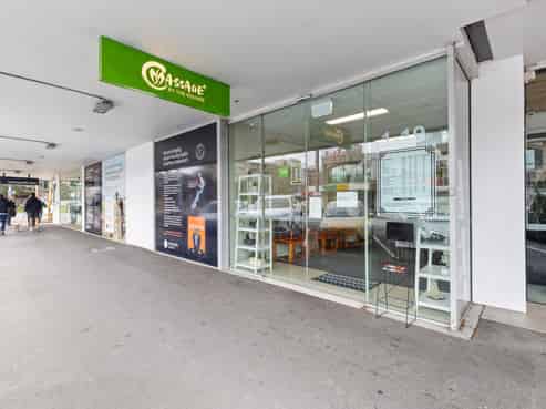 Landmark investment anchored by new 20 year lease