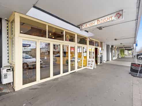 Landmark investment anchored by new 20 year lease