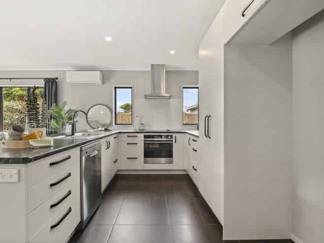 20A Laurie Avenue, Papakura