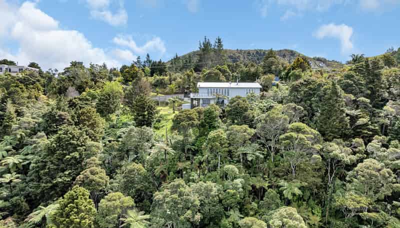 122 Parakiore Road, Ngararatunua