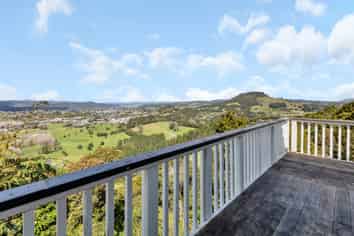122 Parakiore Road, Ngararatunua