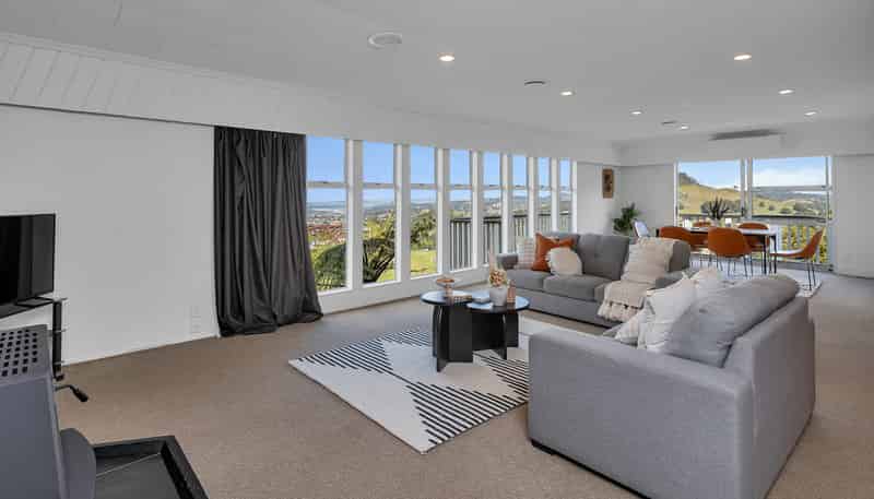122 Parakiore Road, Ngararatunua