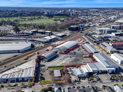 Rare large-scale CBD fringe landholding